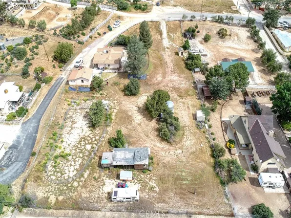 12024 Darling Rd, Agua Dulce, CA 91390