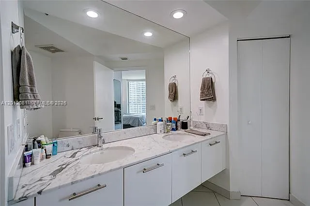 500 Brickell Ave #3807 — Photo 6