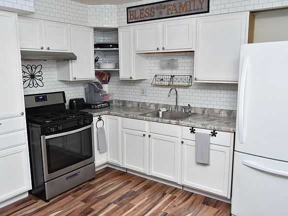 4th image of 3416 W 78th Ave