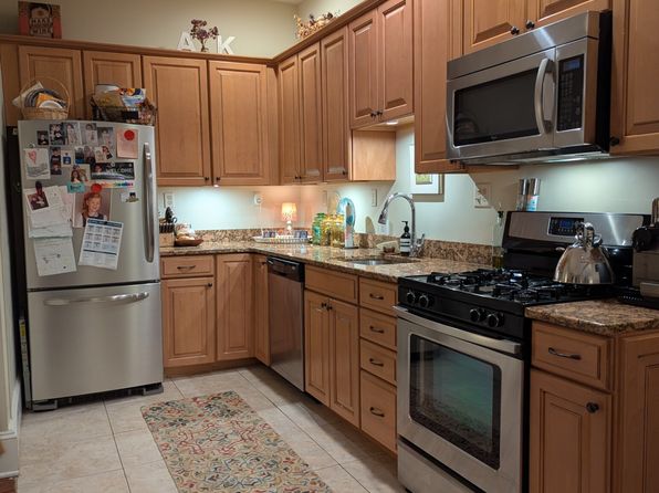 135 Paul Gore St #1