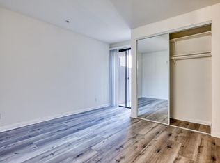 625 S Berendo St, Los Angeles, CA 90005