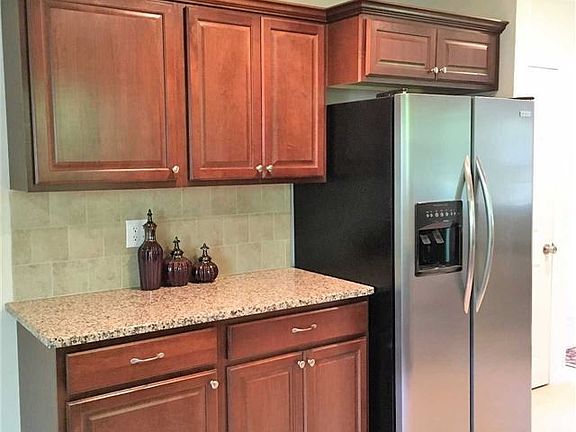 5th image of 12 Truval Ln