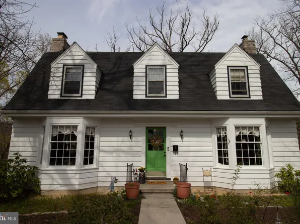 195 Johnsons Mill Rd, Berkeley Springs, WV 25411