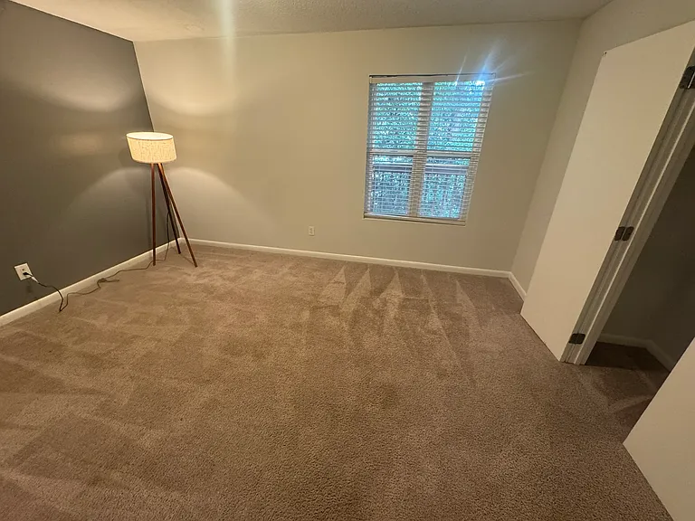 Collegeview — Photo 6