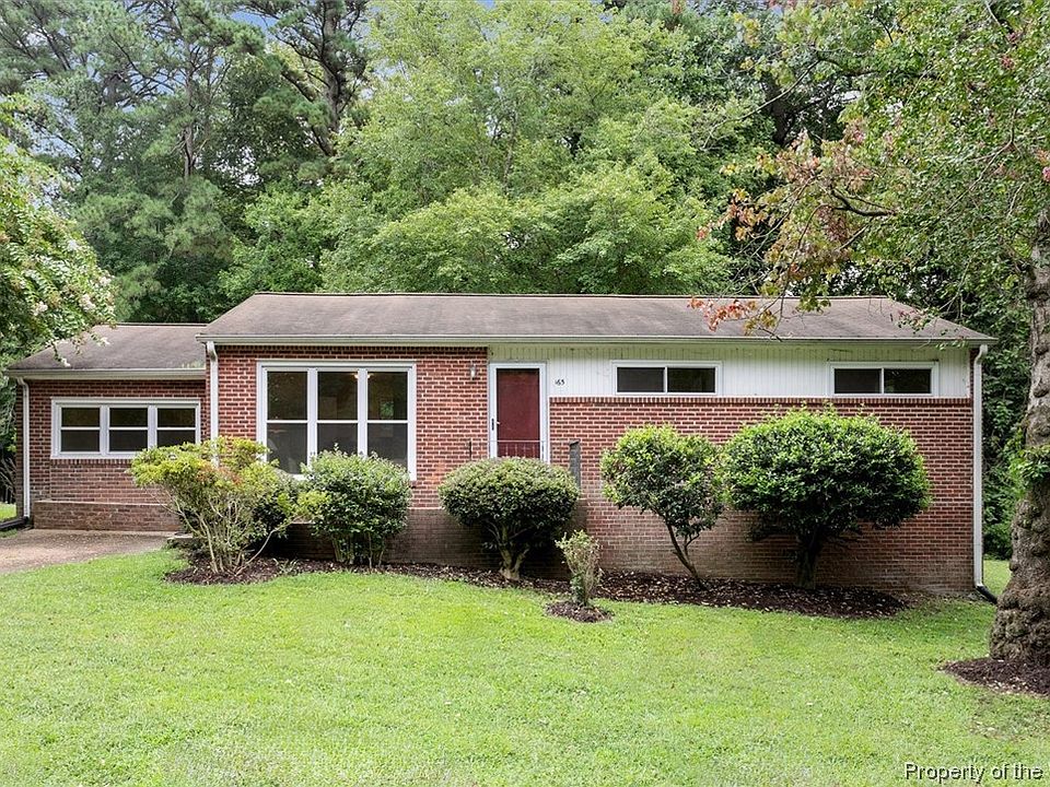 1st image of 165 Winston Dr
