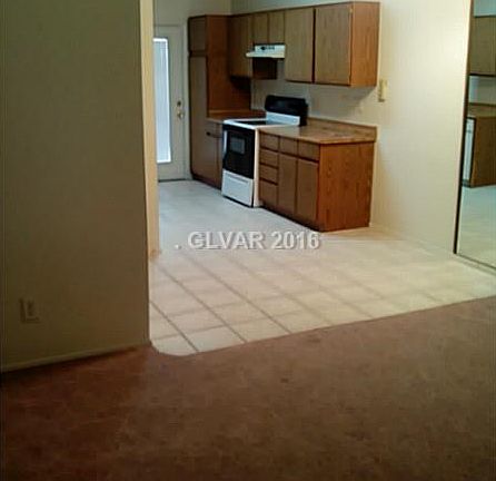 3rd image of 4254 Rollingstone Dr