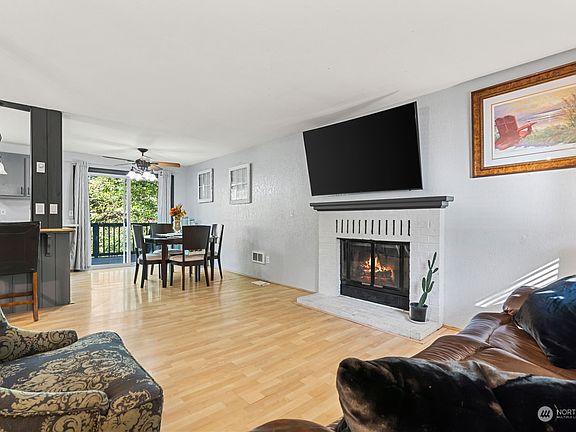 5th image of 4373 Elkhorn Trail NW