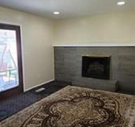 5th image of 30732 Newport Dr