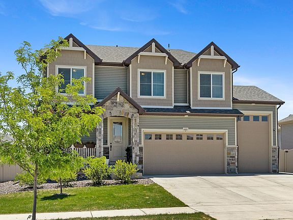 2nd image of 4372 Alderwood Dr