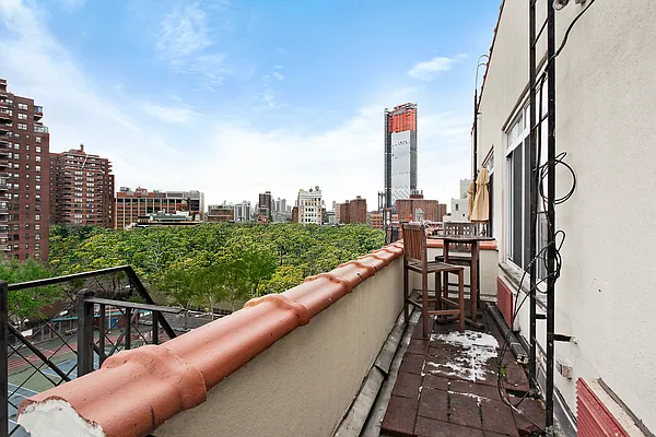 Rented by Brown Harris Stevens | media 22