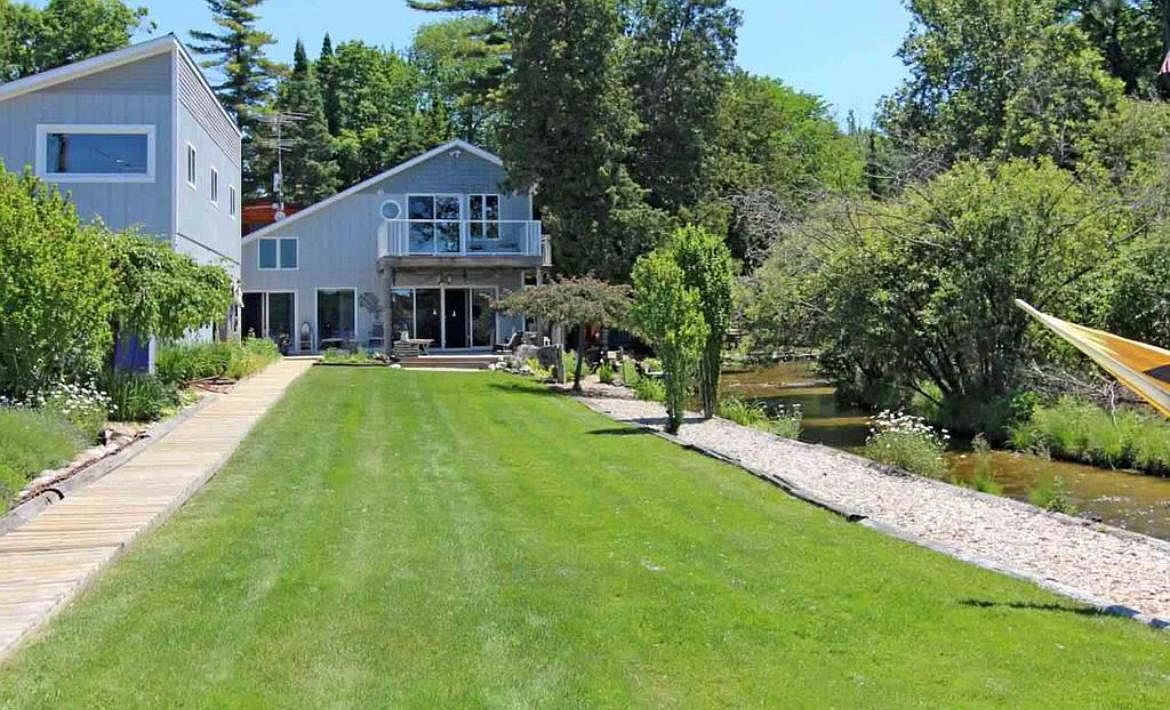 1663 Elberta Resort Rd, Frankfort, MI 49635 Zillow