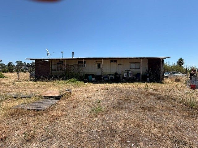 1st image of 15245 Reese Rd