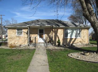 113 N Vermont St, Camp Point, IL 62320