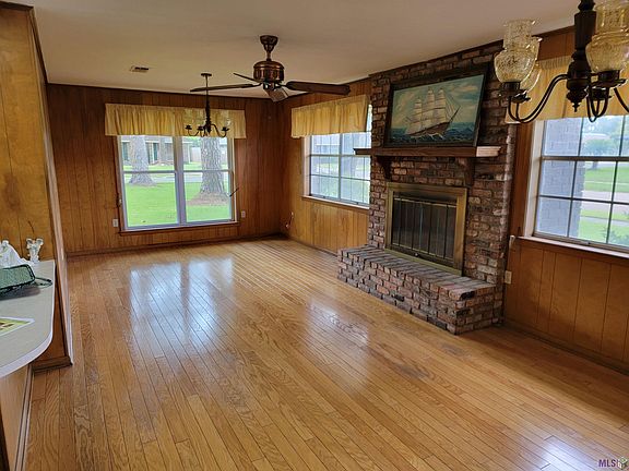 2nd image of 1506 S Park Ave