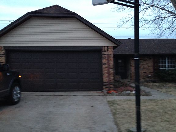 3rd image of 200 Conestoga Dr