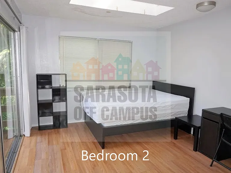 1313 46th St — Photo 33
