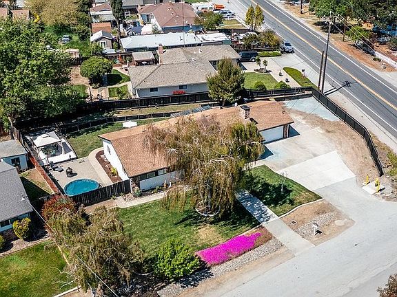 4th image of 20 Los Altos Dr