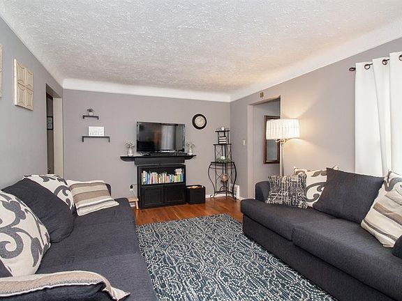 5th image of 4232 W 229th St