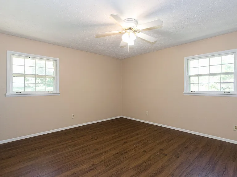 3720 Sunny Hill Dr — Photo 14