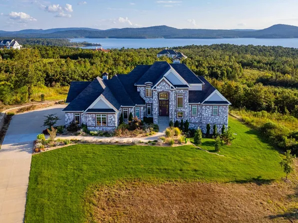 21617 Waterview Dr, Roland, AR 72135