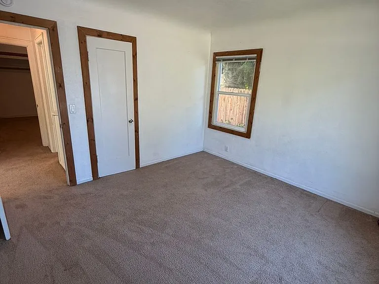 330 E Grant St — Photo 25