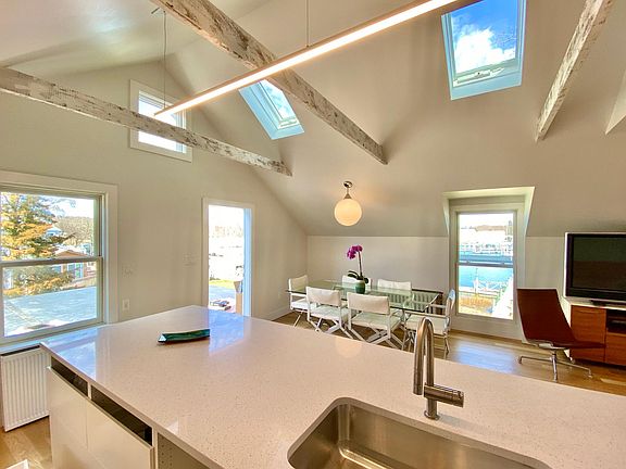 3rd image of 200 Atlantic Ave #2