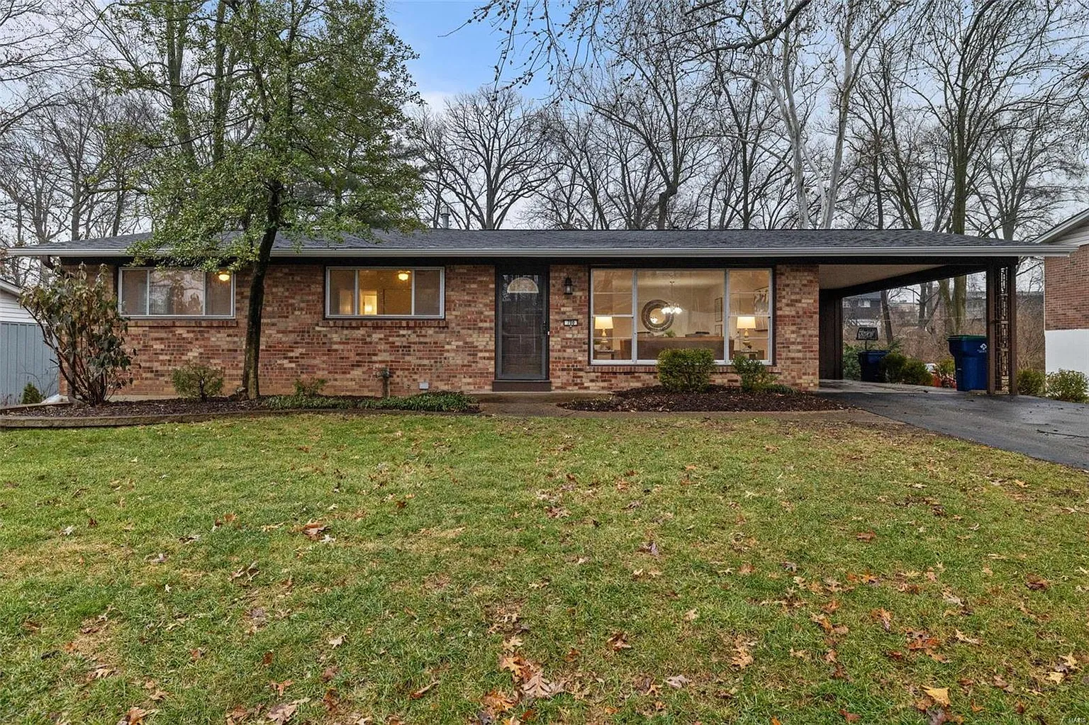 700 Rayburn Ave photo 1