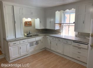 732 3rd St E #2, Saint Paul, MN 55106