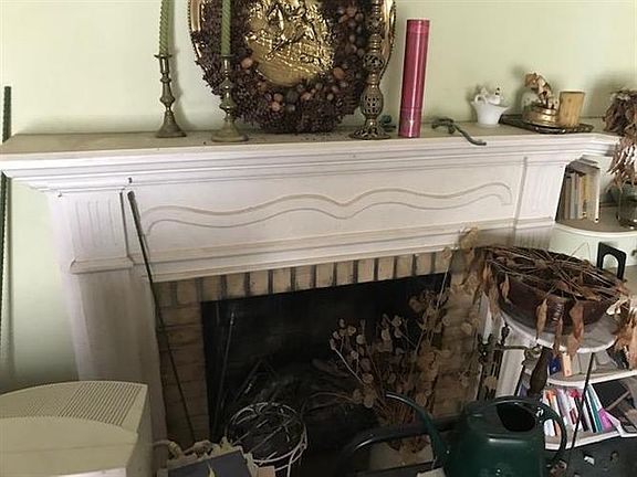 4th image of 6001 Centerwood Dr