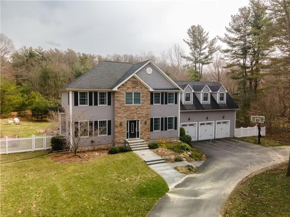 532 Shippeetown Rd, East Greenwich, RI 02818