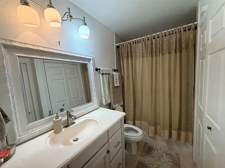 8602 Lazy Brook Ln — Photo 11
