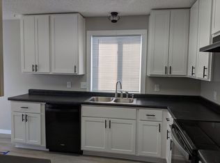 3552 Independence Ave N, New Hope, MN 55427