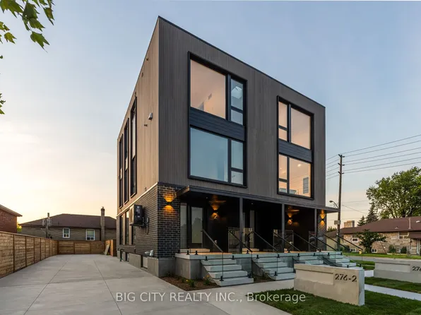 276 Lanor Ave #1, Toronto, ON M8W 2P9