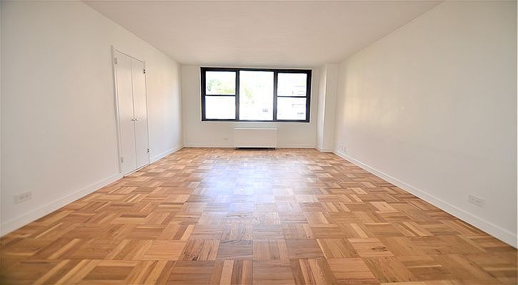 1st image of 333 E 49th St APT 4D