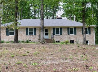 12551 Parker Ln, Chester, VA 23831