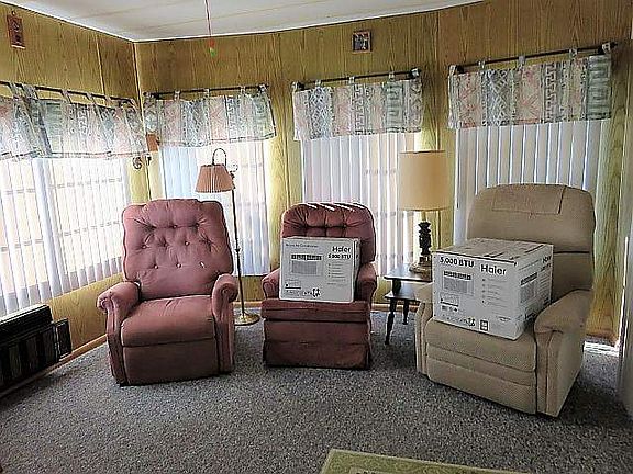 5th image of 1097 Dolphin Ln