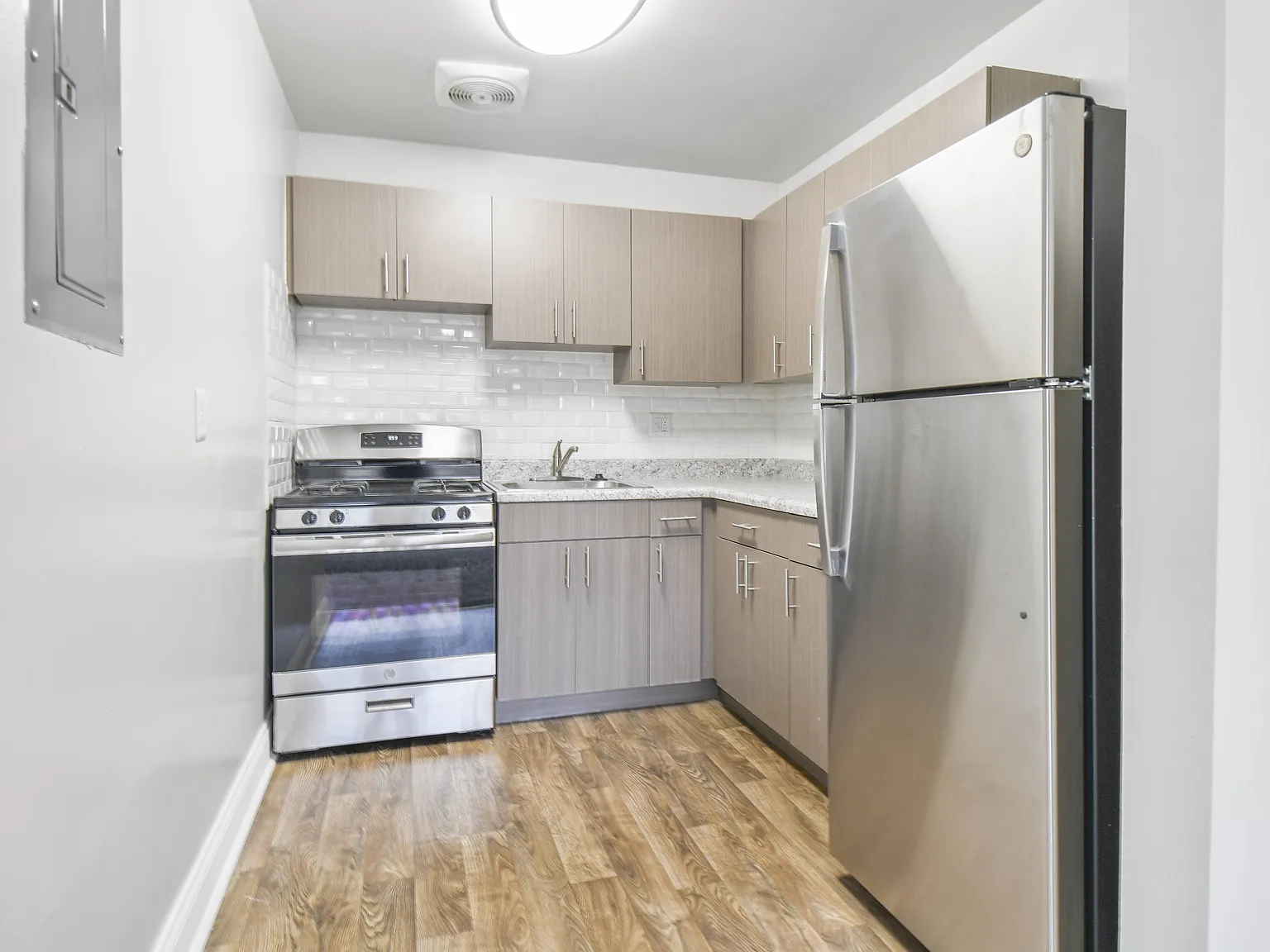 Parkside Terrace — Photo 4