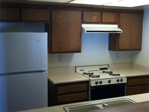 3rd image of 16009 Pioneer Blvd #15