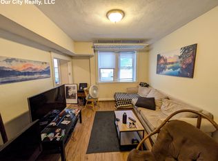 15 Linnaean St #B, Cambridge, MA 02140