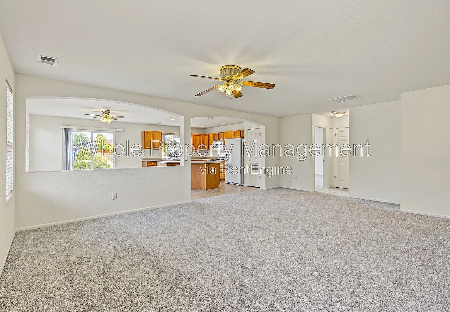 2 bed, 2.0 bath, 1682 sqft, $2,595 — Photo 2