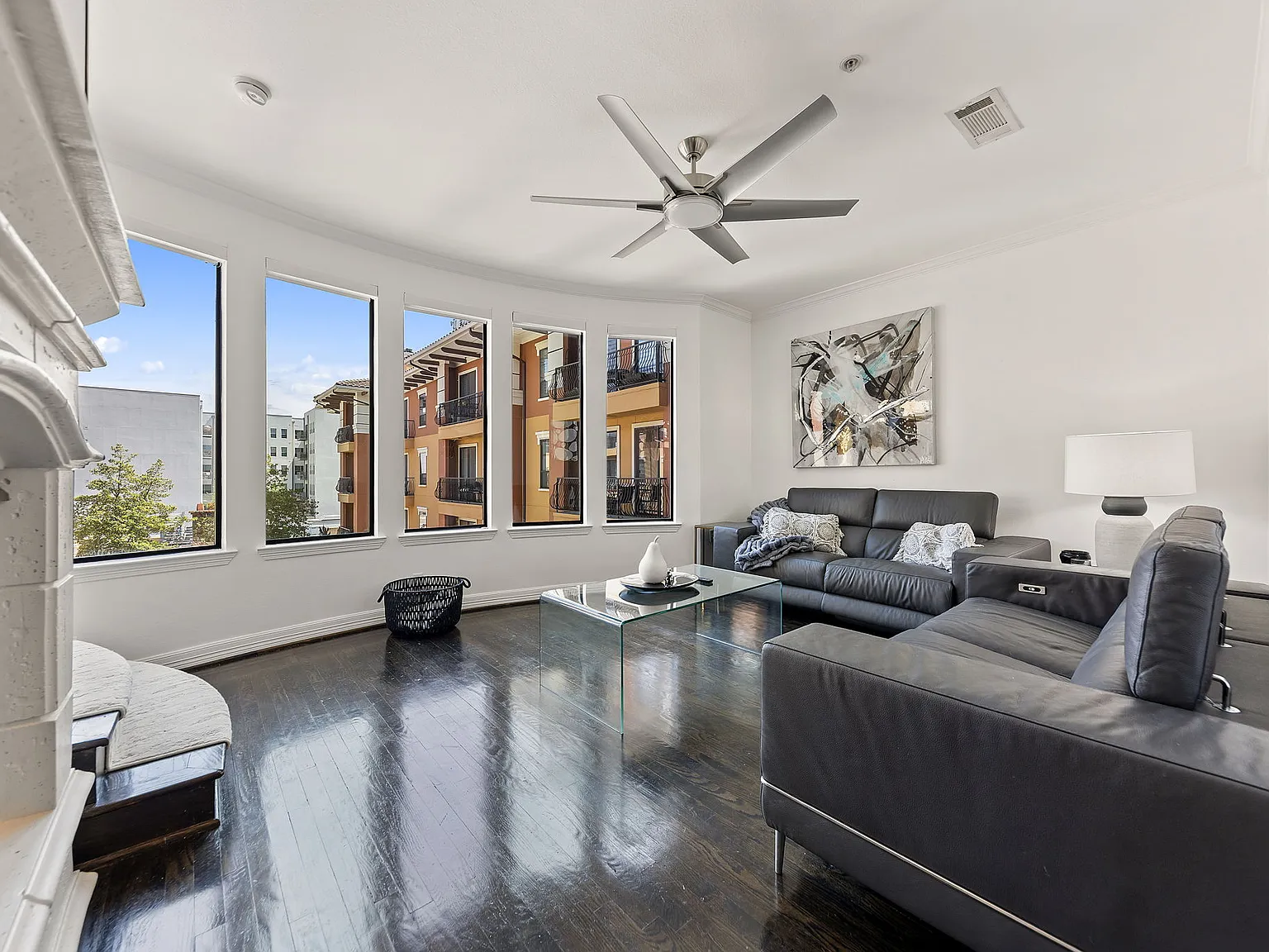 2 bed, 2.5 bath, 2044 sqft, $3,500 — Photo 1