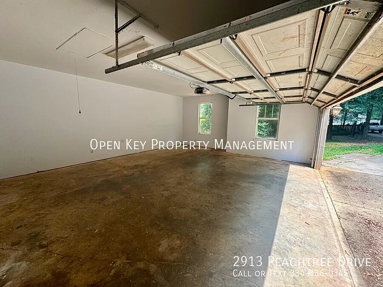 2913 Peachtree Dr — Photo 21