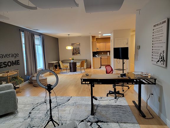 4th image of 66 Washington Ave #66