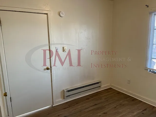 Montana Avenue 1404 — Photo 16