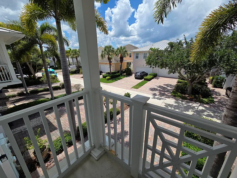 1411 N Jeaga Dr — Photo 11