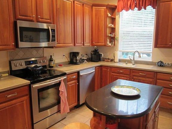 2nd image of 180 Harbour Cove Way