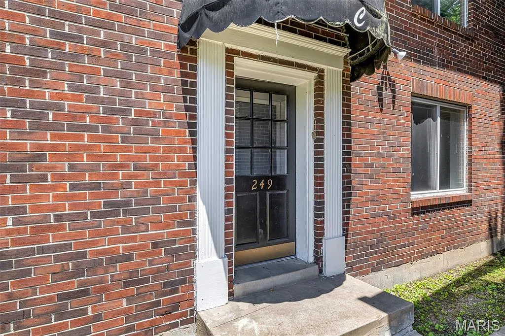 2 bed, 1.0 bath, 700 sqft, $850 — Photo 3