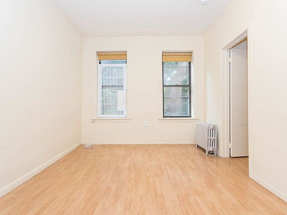 5th image of 2207 19th St APT D