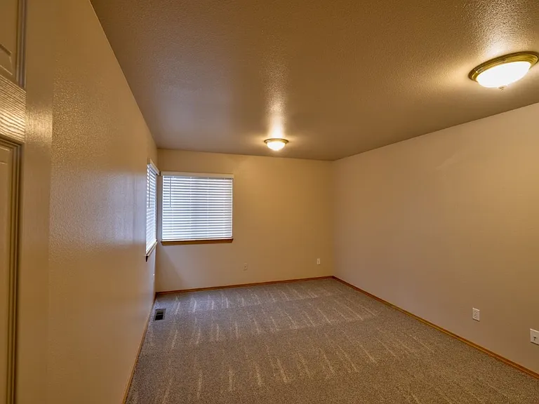 1133 NE Hidden Valley Dr #A-D — Photo 16