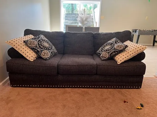 43897 Laurel Ridge Dr, Ashburn, VA 20147